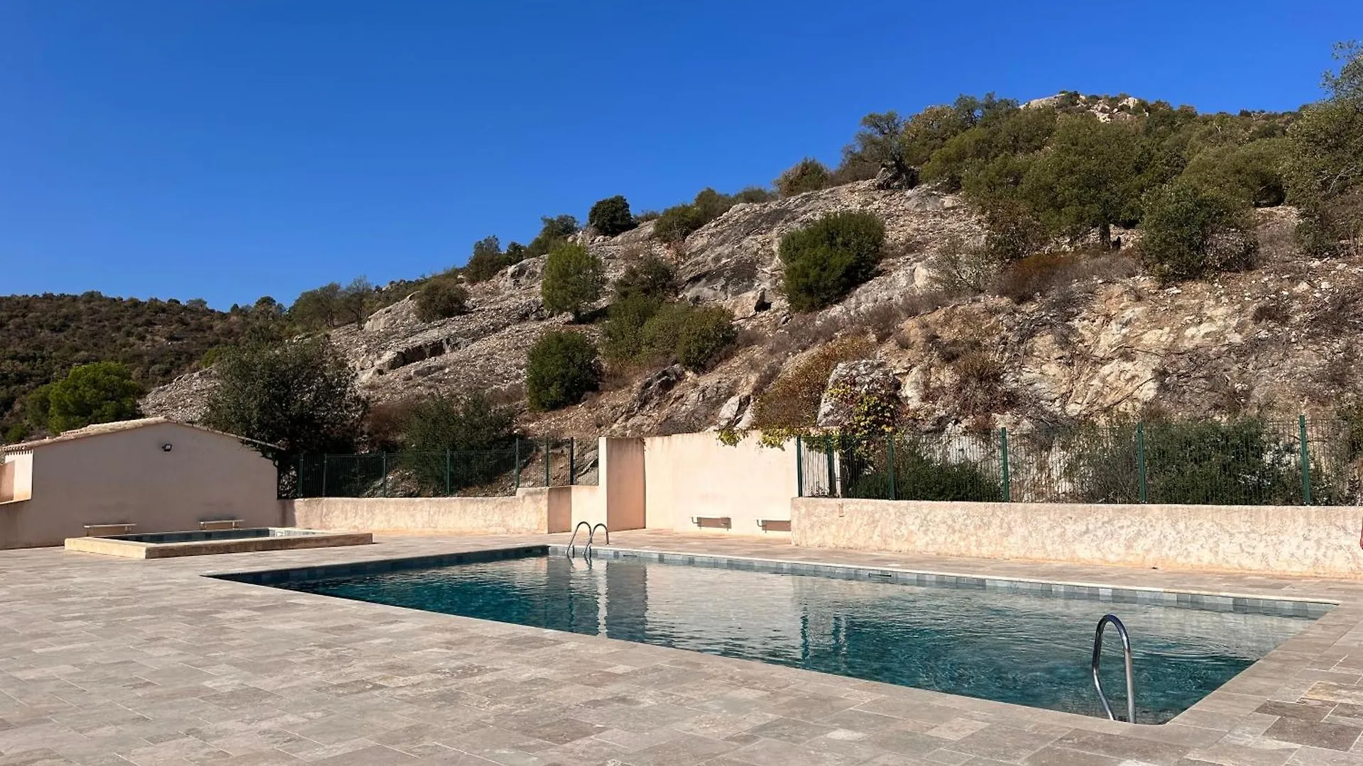 Appartement Studio Adrian - Climatise - Proche Du Village - Piscine - Tennis Le Plan-de-la-Tour Apartment